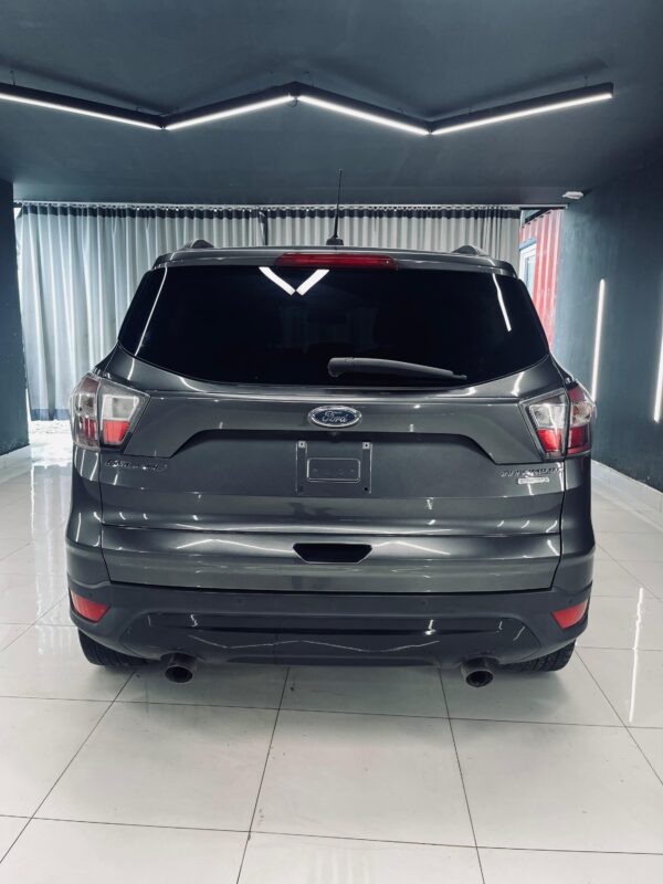 FORD ESCAPE BLACK EDITION 2017 / PRIMA 115 MIL - Imagen 6
