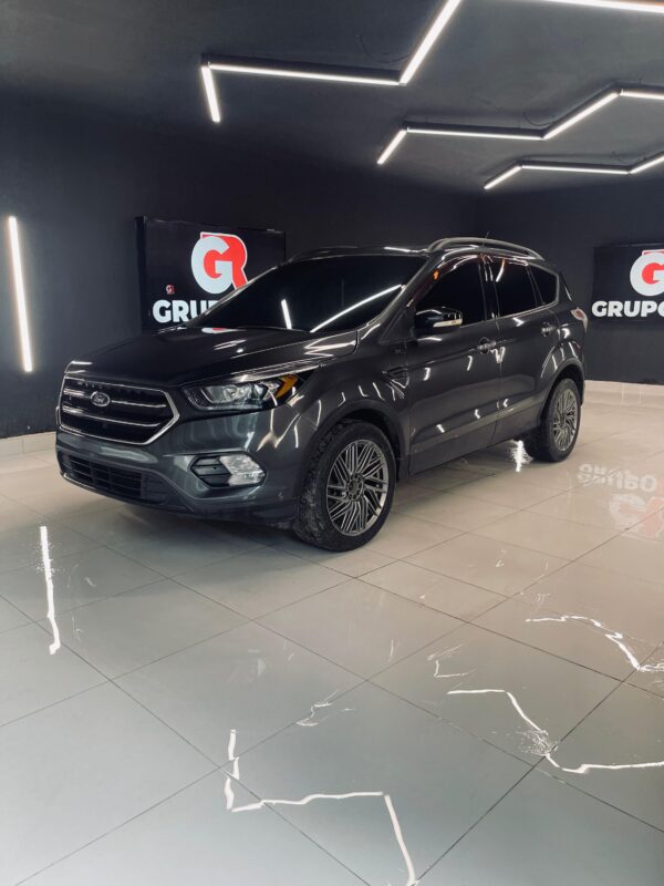 FORD ESCAPE BLACK EDITION 2017 / PRIMA 115 MIL - Imagen 4