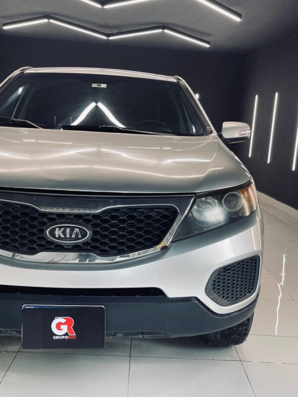KIA SORENTO 2011 / PRIMA: 45 MIL - Imagen 3