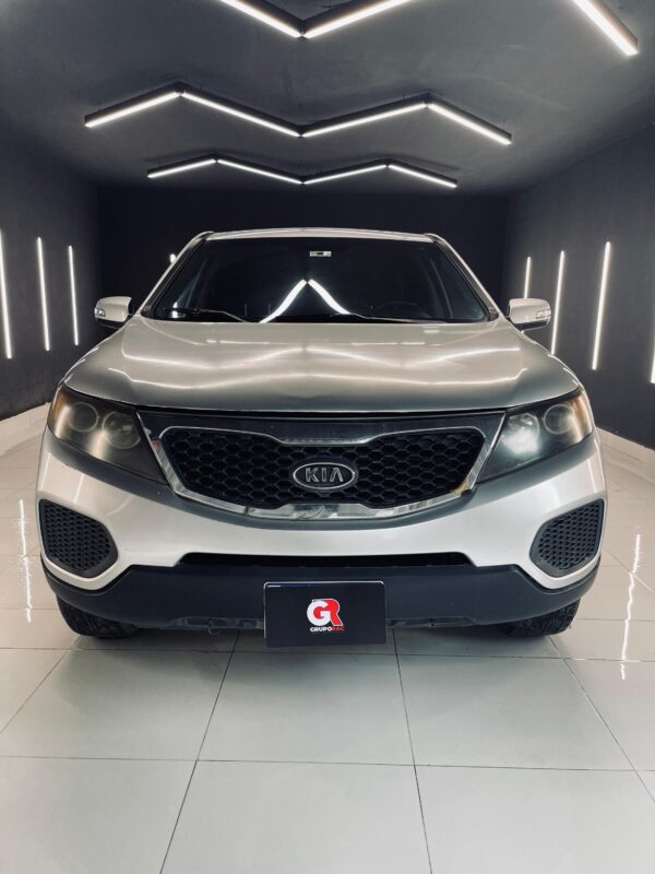 KIA SORENTO 2011 / PRIMA: 45 MIL - Imagen 2