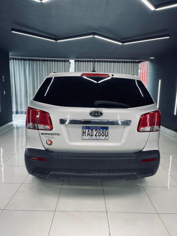 KIA SORENTO 2011 / PRIMA: 45 MIL - Imagen 4