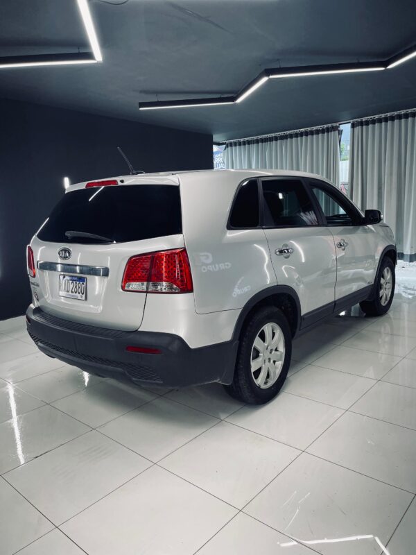 KIA SORENTO 2011 / PRIMA: 45 MIL - Imagen 6