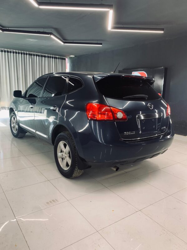 NISSAN ROGUE SPECIAL EDITION 2013 / PRIMA 69 MIL - Imagen 6