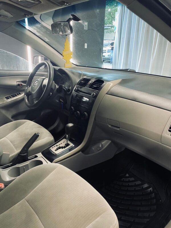 TOYOTA COROLLA LE 2010 / PRIMA: 76 MIL - Imagen 8