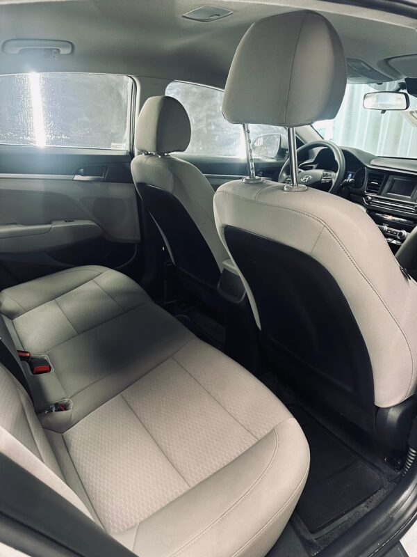 HYUNDAI ELANTRA 2020 / PRIMA: 79 MIL - Imagen 8