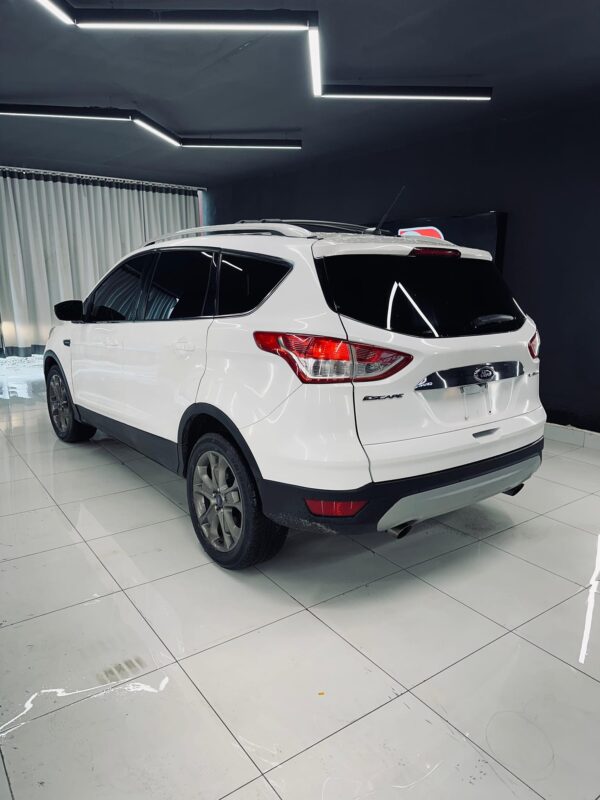 FORD ESCAPE TITANIUM 2014 / PRIMA: 74 MIL - Imagen 9
