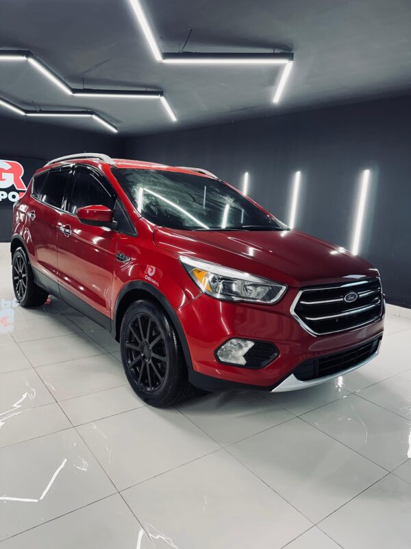 FORD ESCAPE 2017 / PRIMA: 109 MIL
