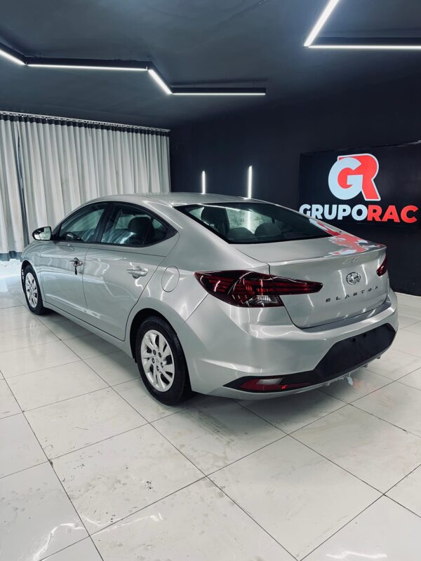HYUNDAI ELANTRA 2020 / PRIMA: 79 MIL - Imagen 2