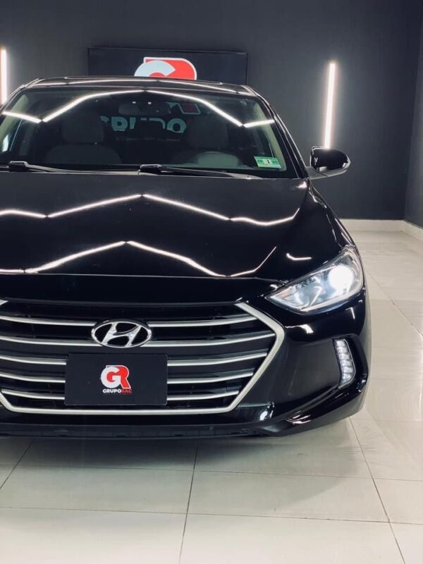 HYUNDAI ELANTRA 2018 / PRIMA: 79 MIL - Imagen 2