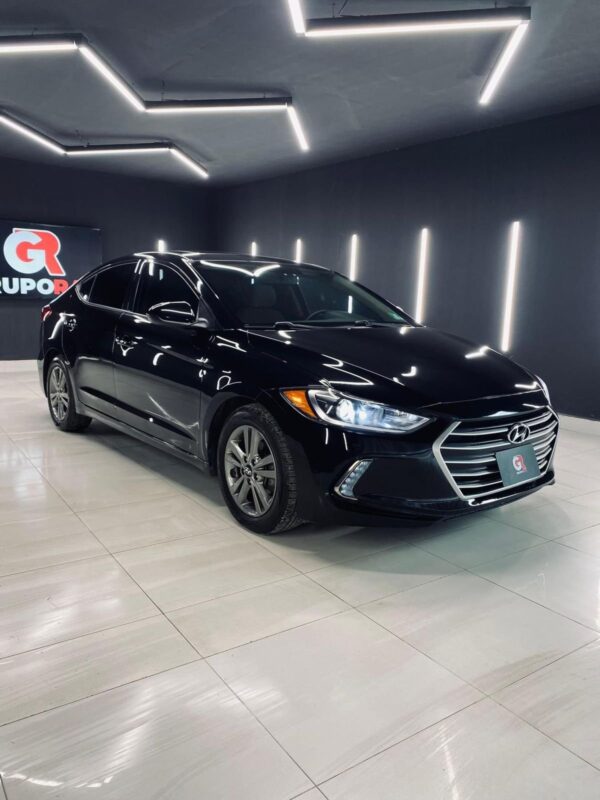 HYUNDAI ELANTRA 2018 / PRIMA: 79 MIL