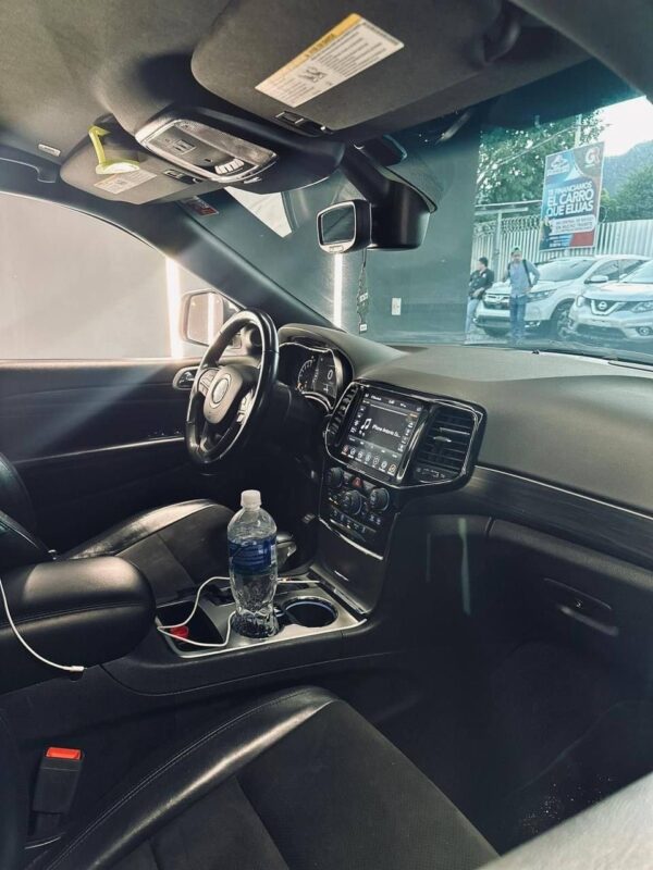 JEEP GRAND CHEROKEE 2020 / PRIMA: 139 MIL - Imagen 9