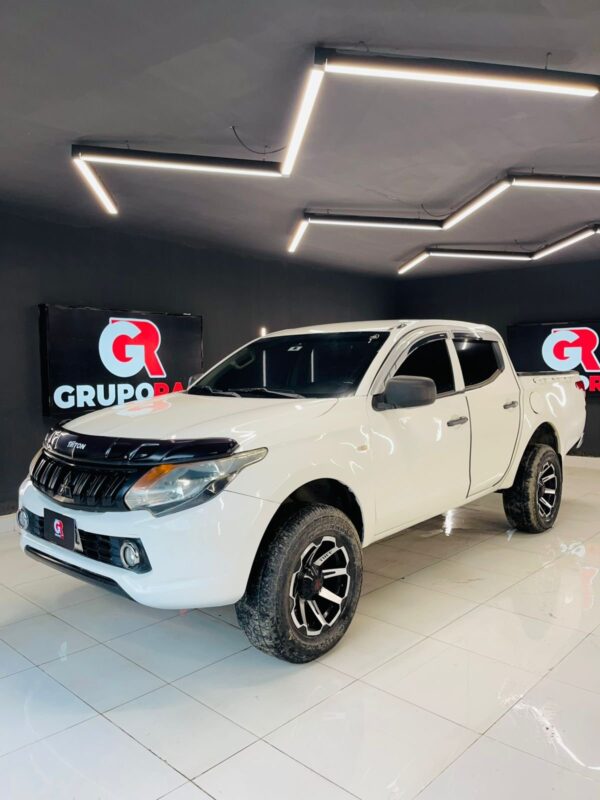 MITSUBISHI L200 2018 / PRIMA: 149 MIL - Imagen 3