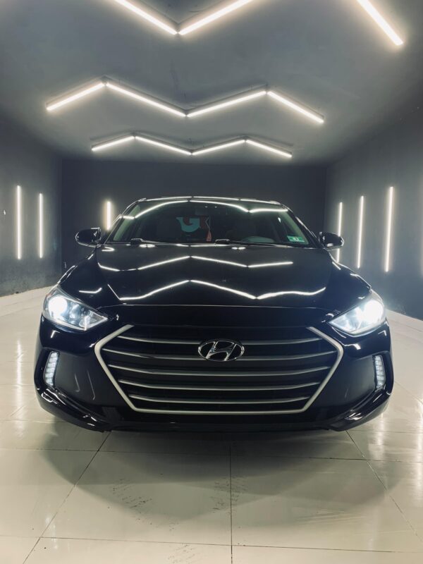 HYUNDAI ELANTRA 2018 / PRIMA: 89 MIL - Imagen 3