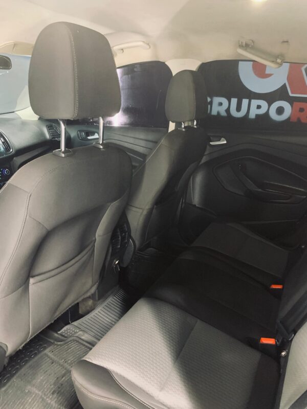 FORD ESCAPE 2017 / PRIMA: 68 MIL LPS - Imagen 9