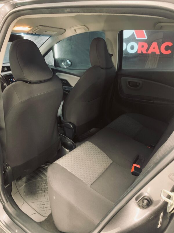 TOYOTA YARIS 2015 / PRIMA: 109 MIL - Imagen 12