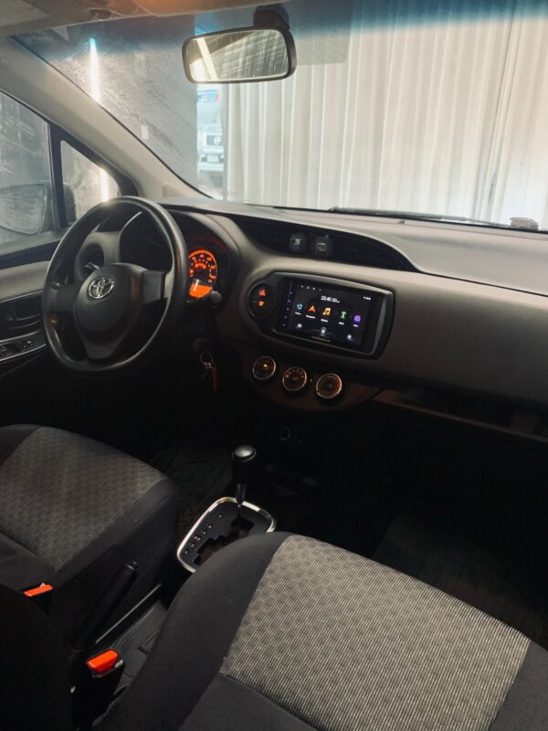 TOYOTA YARIS 2015 / PRIMA: 109 MIL - Imagen 7