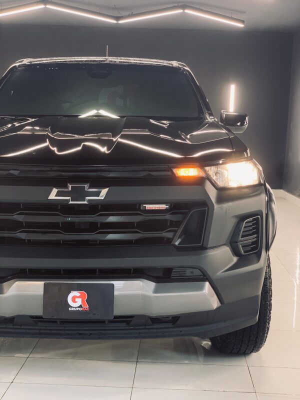 CHEVROLET COLORADO 2024 / PRIMA: 379 MIL - Imagen 3
