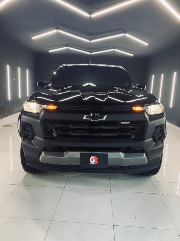 CHEVROLET COLORADO 2024 / PRIMA: 379 MIL - Imagen 4