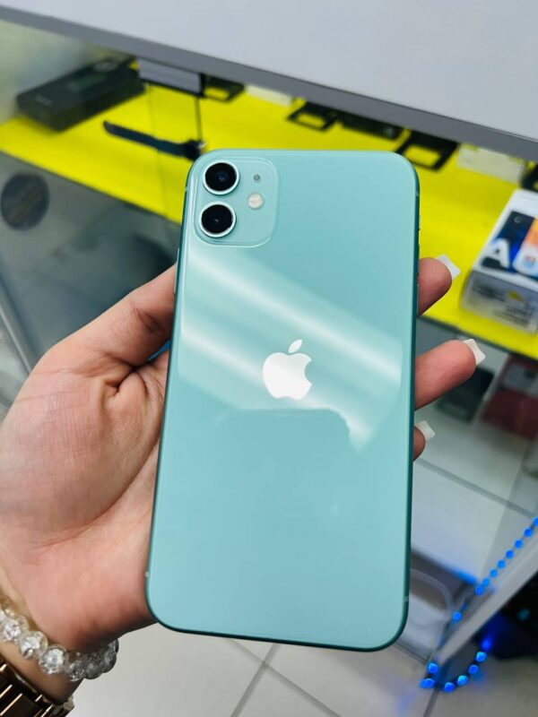 IPHONE 11 NORMAL / 64 GB