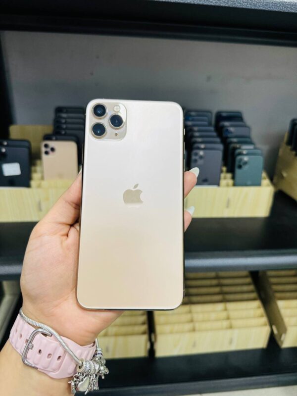 IPHONE 11 PRO MAX / 64 GB - Imagen 2