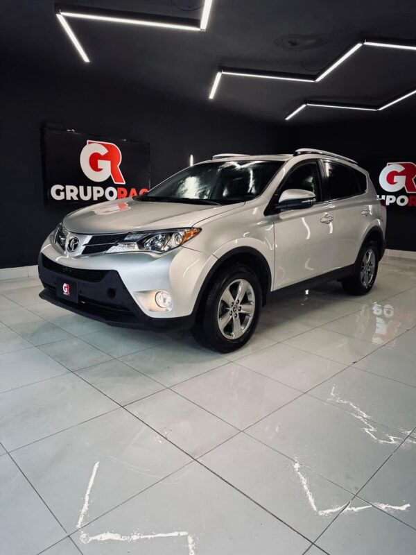 TOYOTA RAV4 LE 2015 / PRIMA: 109 MIL