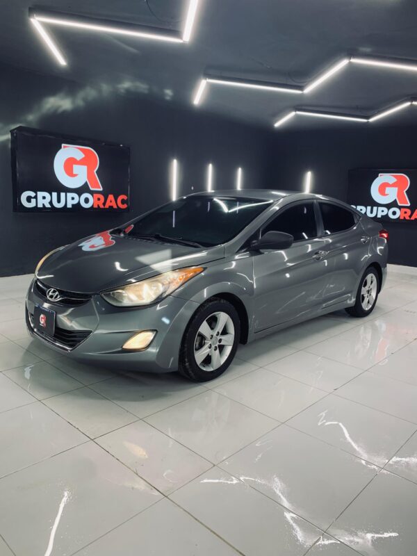 HYUNDAI ELANTRA 2013 / PRIMA 59 MIL - Imagen 2