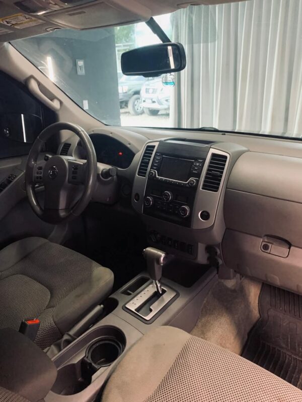 NISSAN FRONTIER SV 2015 / PRIMA: 109 MIL - Imagen 8