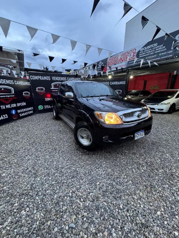 TOYOTA HILUX 2006 / PRIMA: 159 MIL LPS - Imagen 2